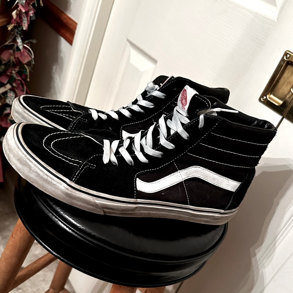 Size 14 Black and White high top vans